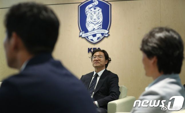 成人国产一区