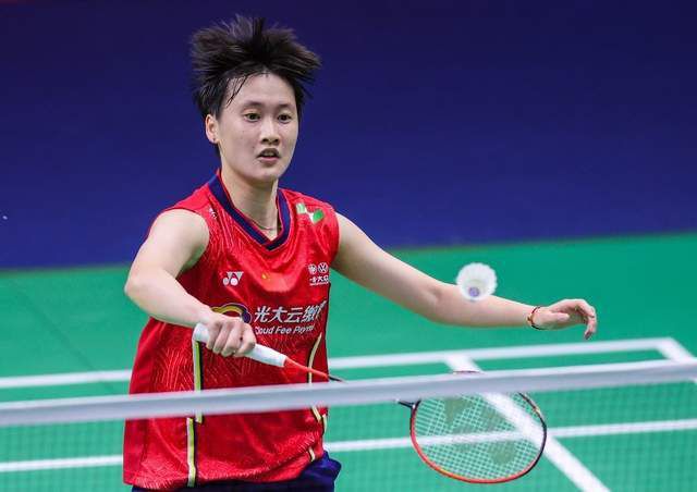 女老师香肠派对