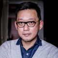 成人在线免费视频